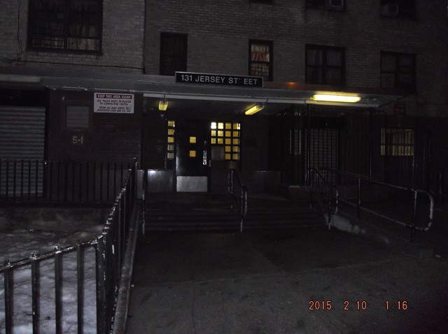 Again The NYCHA Begs Crime To Happen Here!!